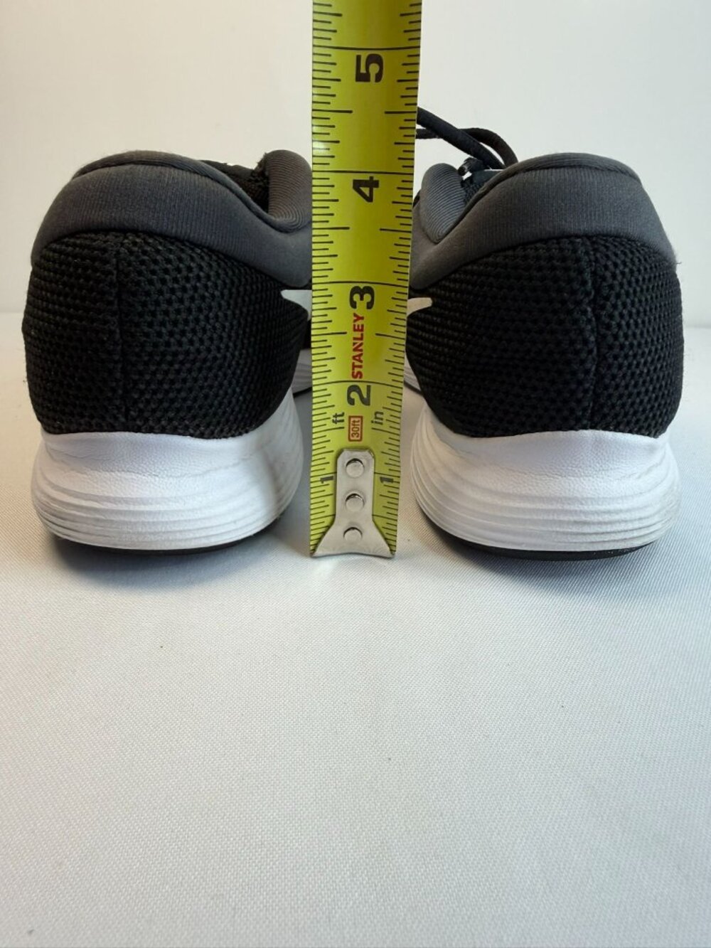 Nike Revolution 4 Sneakers Women's Size 9W Black/White Running Athletic Shoes - Picture 9 of 15